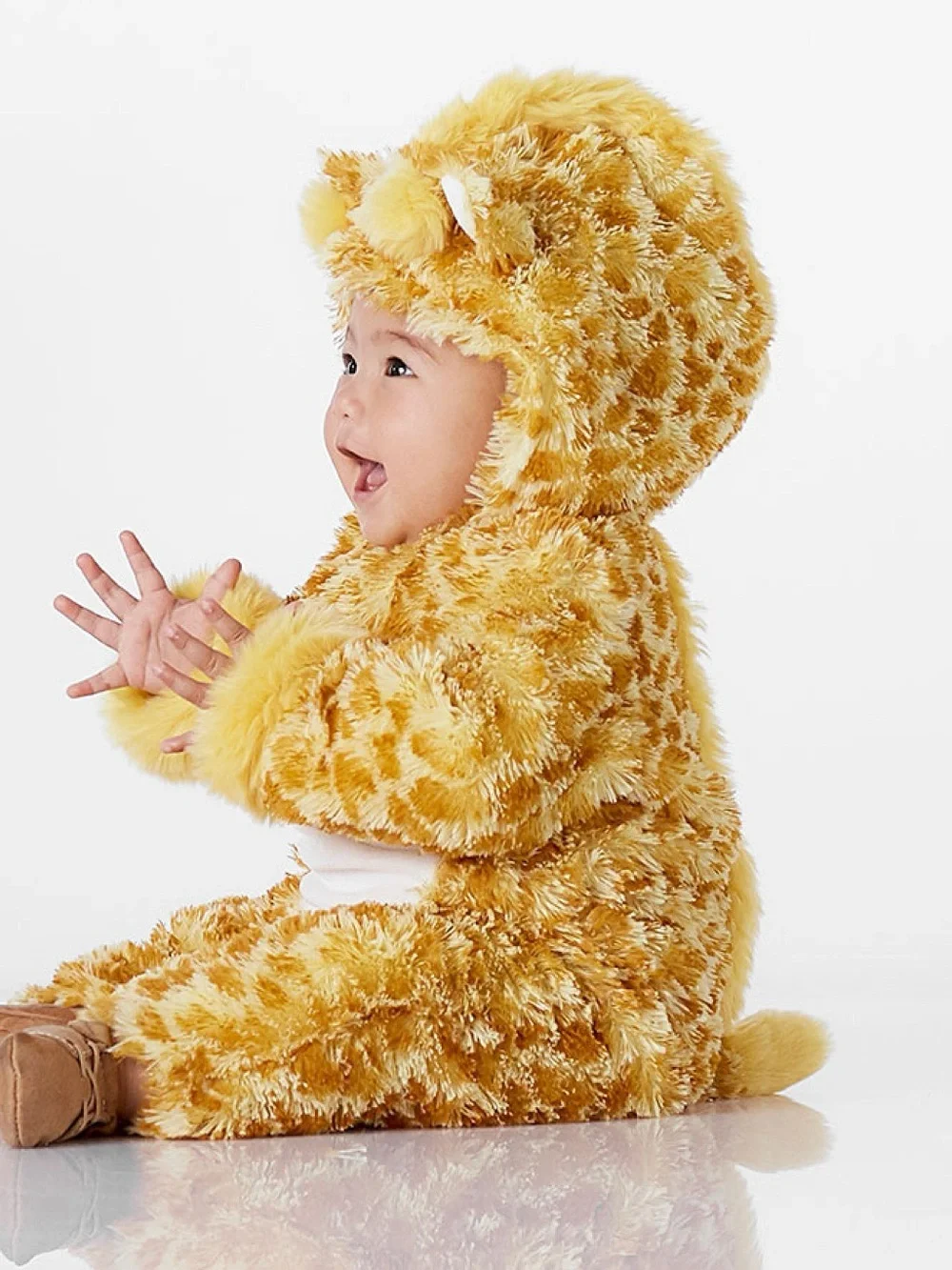 Pottery Barn Giraffe Costume - Size 12-24 Months
